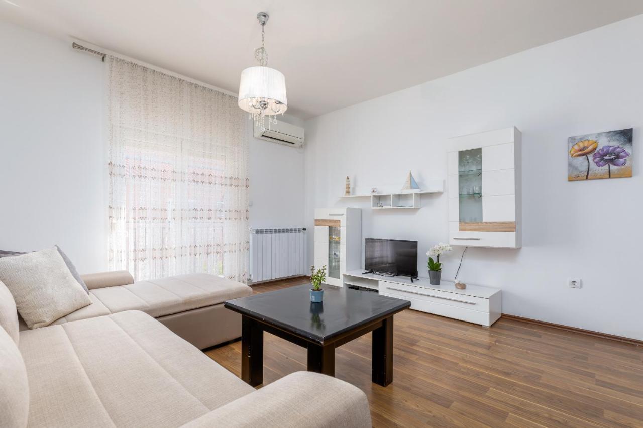 Apartman Vera Pula Extérieur photo
