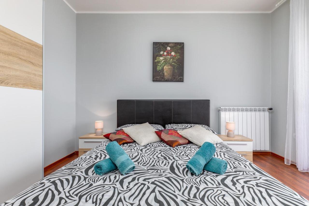 Apartman Vera Pula Extérieur photo