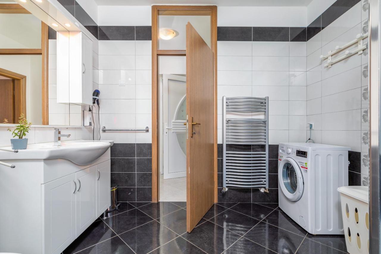 Apartman Vera Pula Extérieur photo