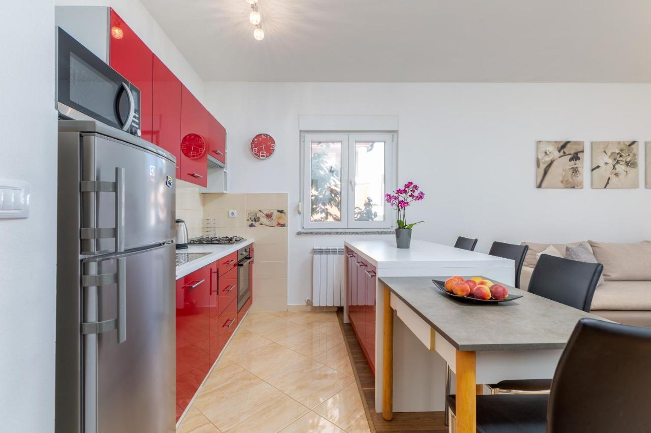 Apartman Vera Pula Extérieur photo