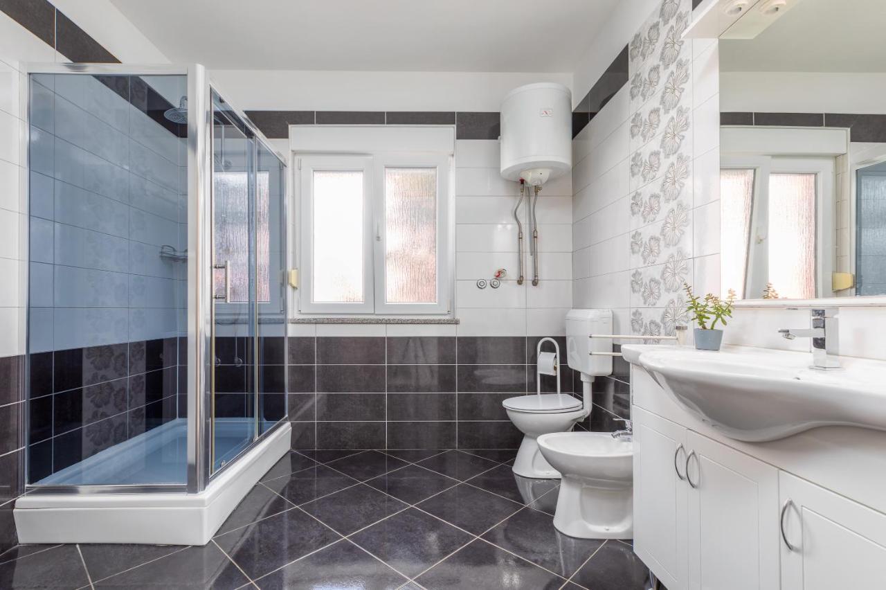 Apartman Vera Pula Extérieur photo